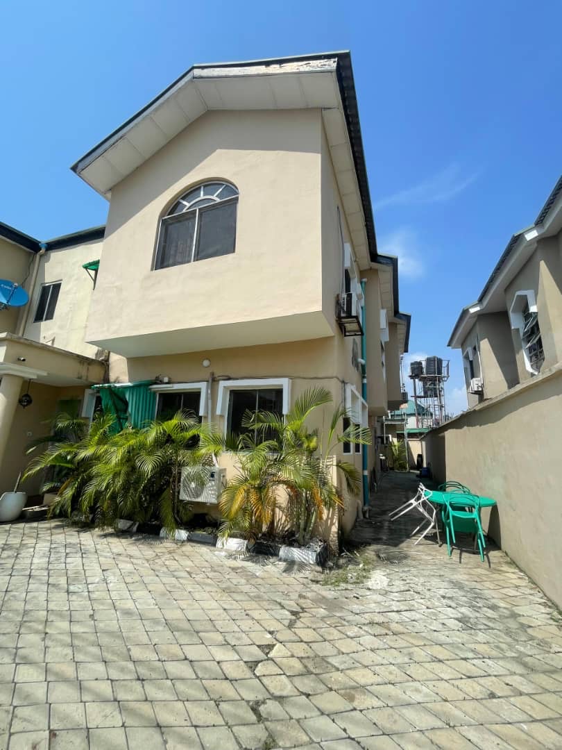 Well maintained, tastefully finished four (4) bedroom semi detached duplex