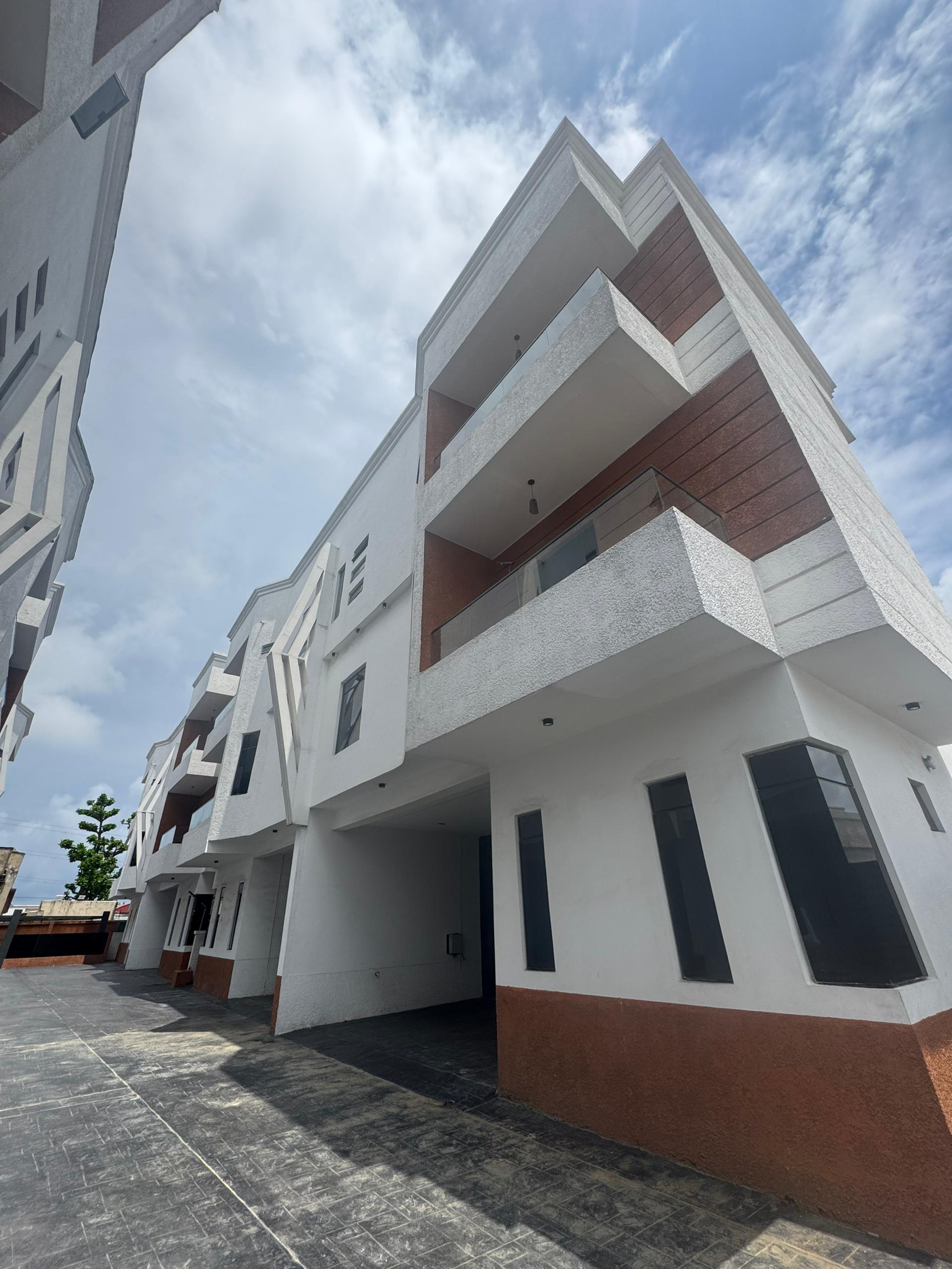Newly built, tastefully finished, structurally sound five (5) bedroom terraced duplex