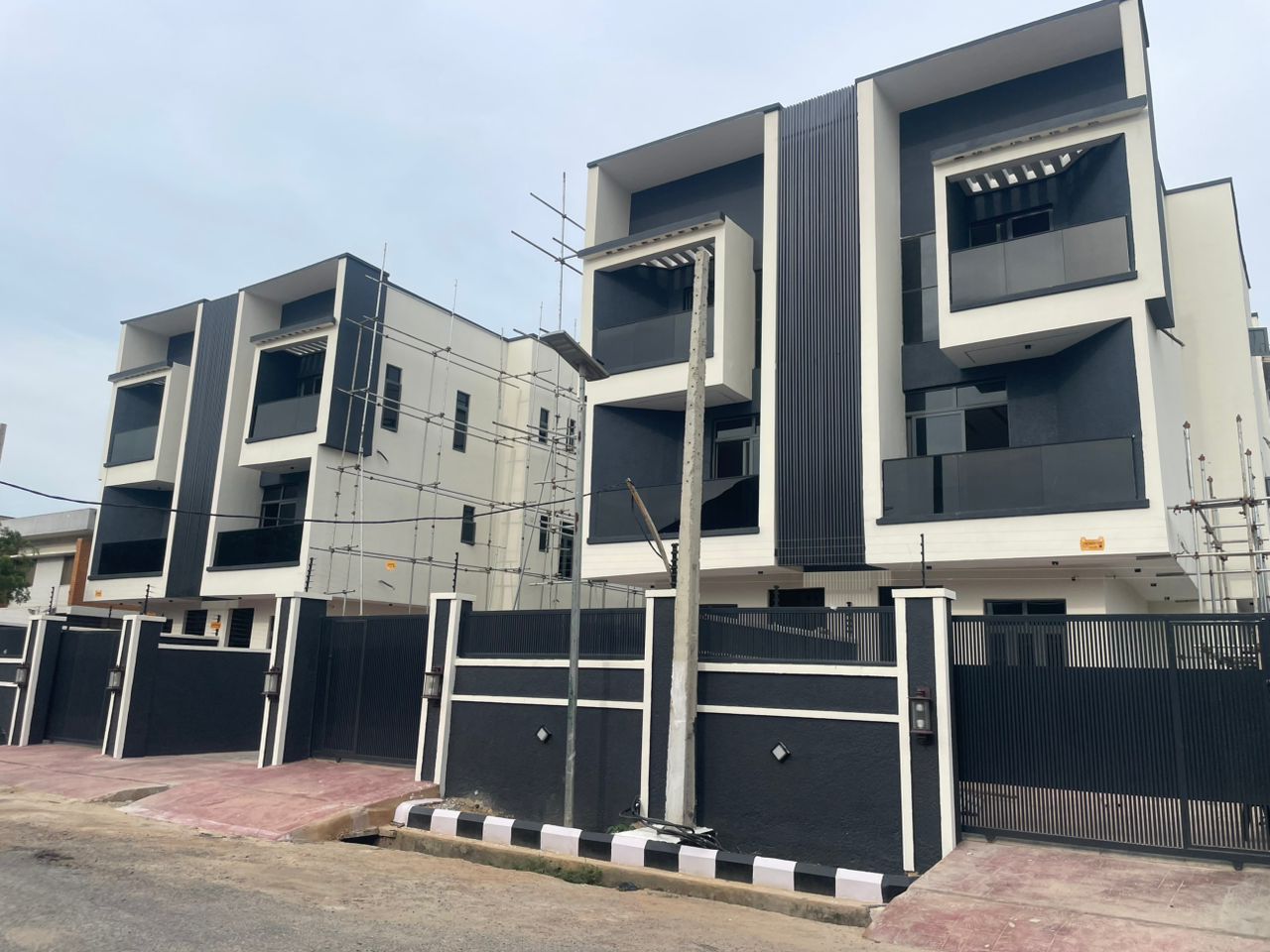 4 Bedroom Terrace Duplex with BQ