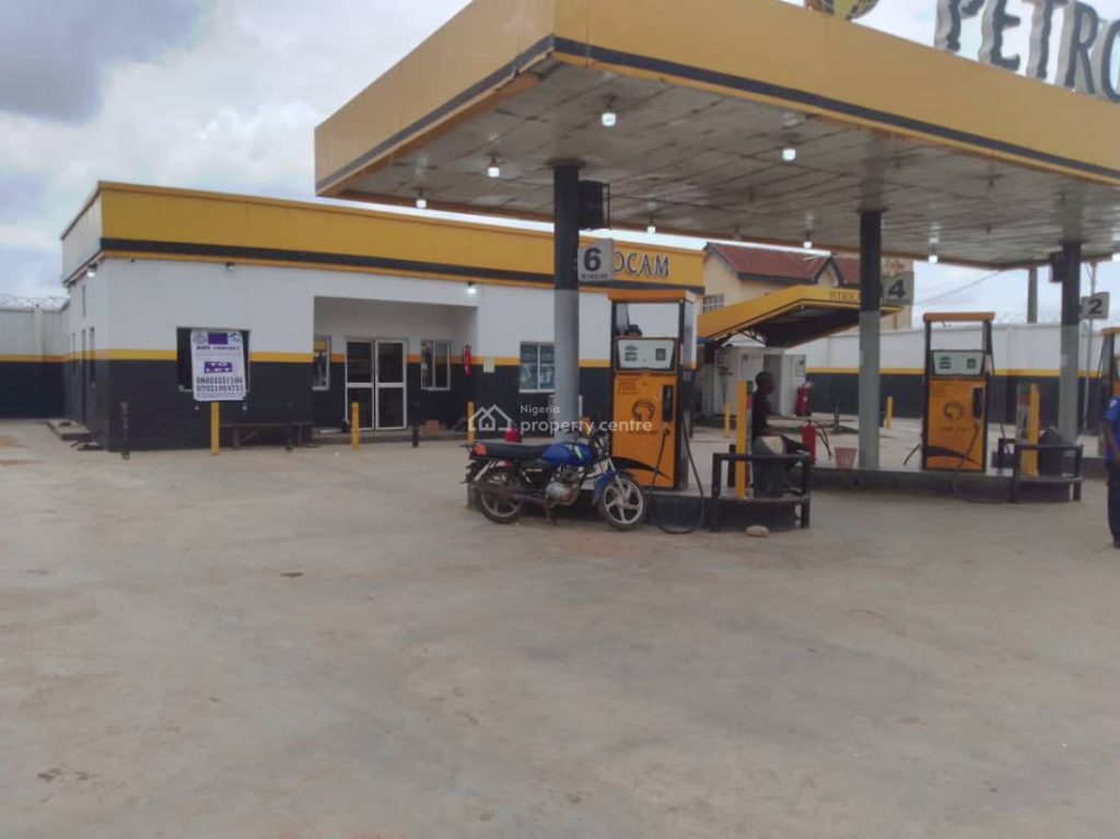 Serviced commercial ground floor spaces (shops 1&2) are available to let within Petrocam Gas Station, located Oja Oba Ibadan, Oyo State.