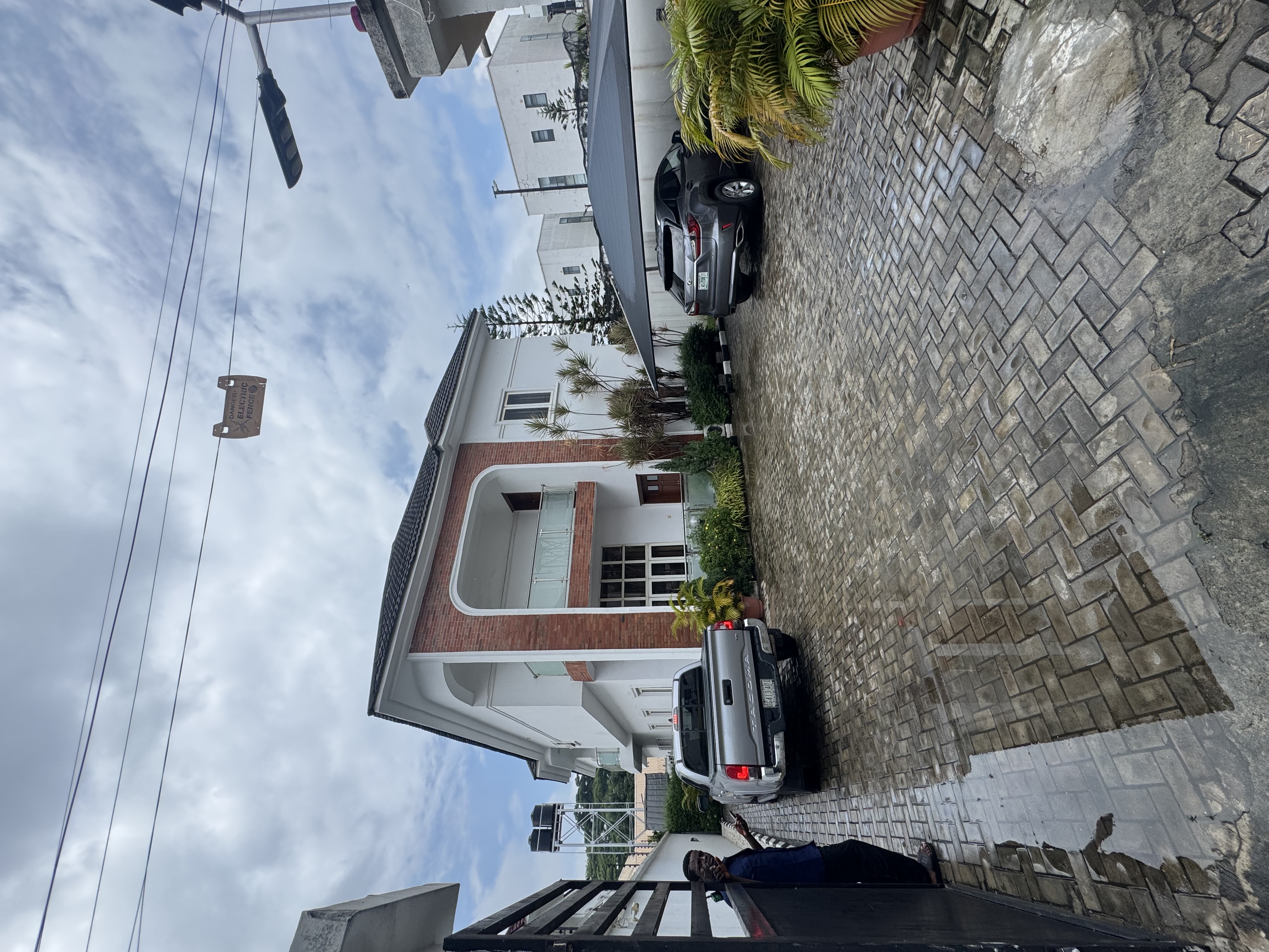 Well maintained, tastefully finished five (5) bedroom fully detached house